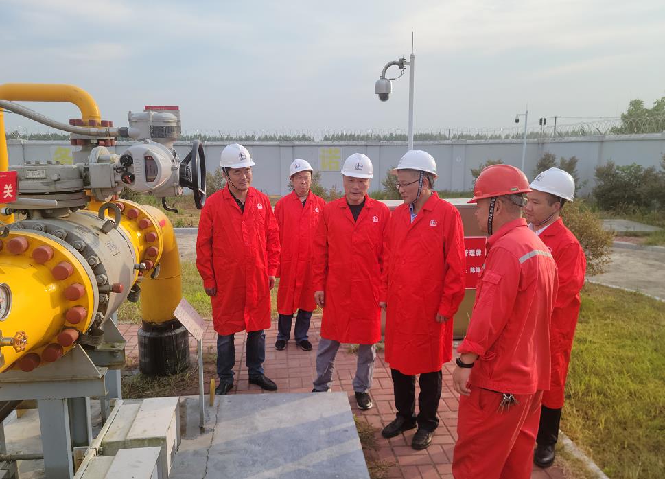 市政府副秘書長、發(fā)改委主任李文勝一行至第二天然氣門站調(diào)研